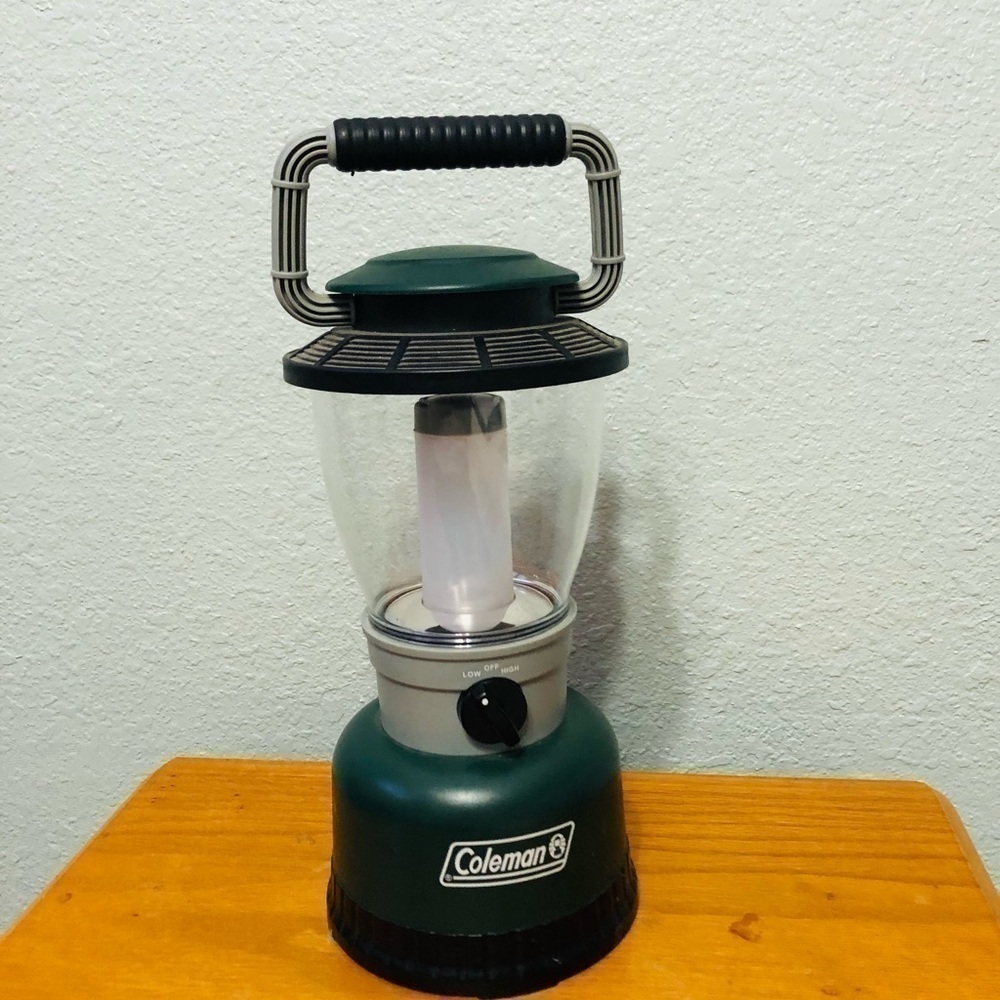 Coleman battery /electric lantern